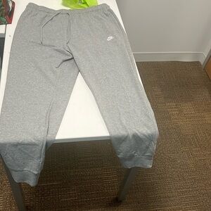 Men’s Standard Fit Taper Leg Full Length sweatpants ( XL )